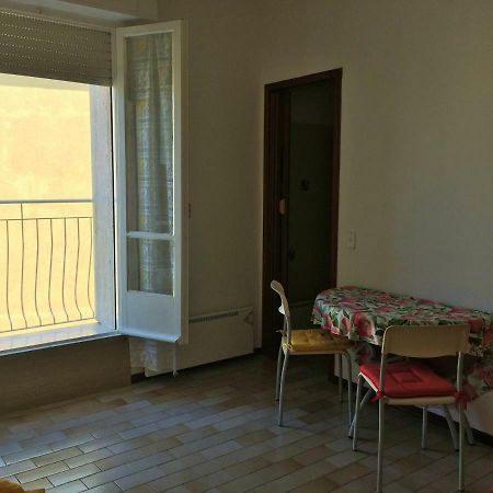Appartamento In Alassio Centro A 5 Minuti Dal Mare Bagian luar foto