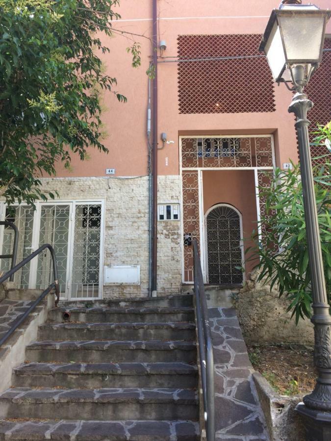 Appartamento In Alassio Centro A 5 Minuti Dal Mare Bagian luar foto